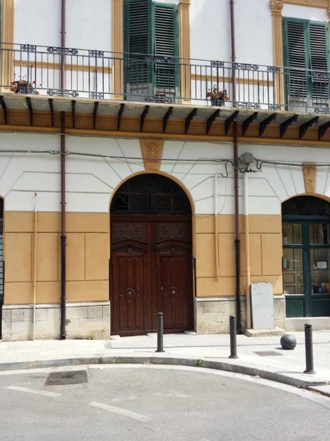 La Casetta Di Tilde Termini Imerese Kültér fotó